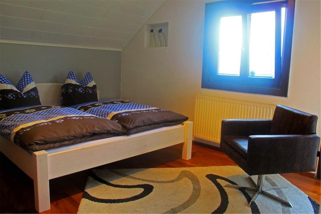 Landhaus Wegscheider Villa Tulfes Szoba fotó
