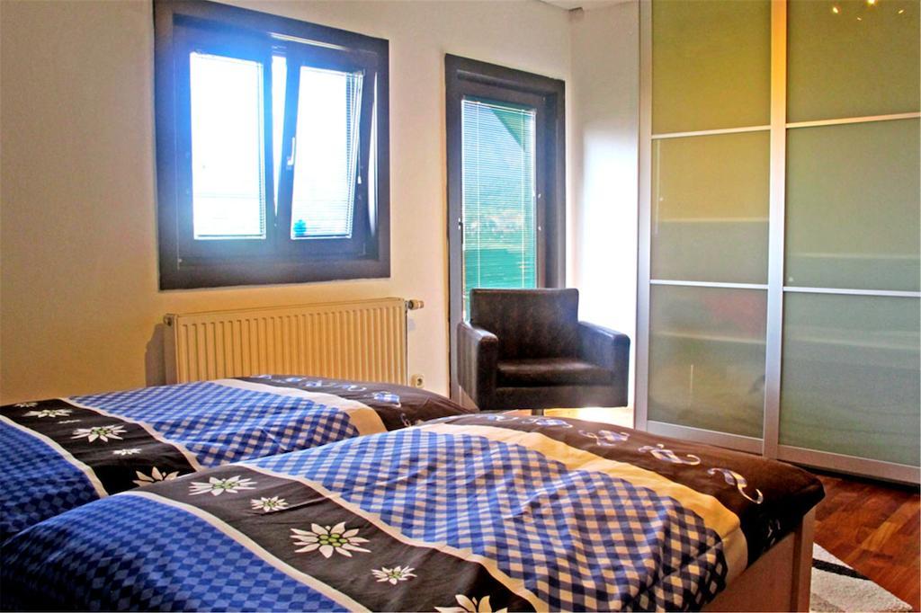 Landhaus Wegscheider Villa Tulfes Szoba fotó
